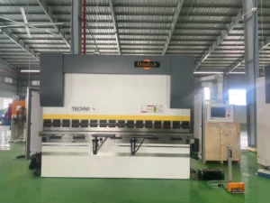 Máy Chấn CNC DeraTech TAM-100/3200S – Giải Pháp Gia Công Kim Loại Chính Xác
